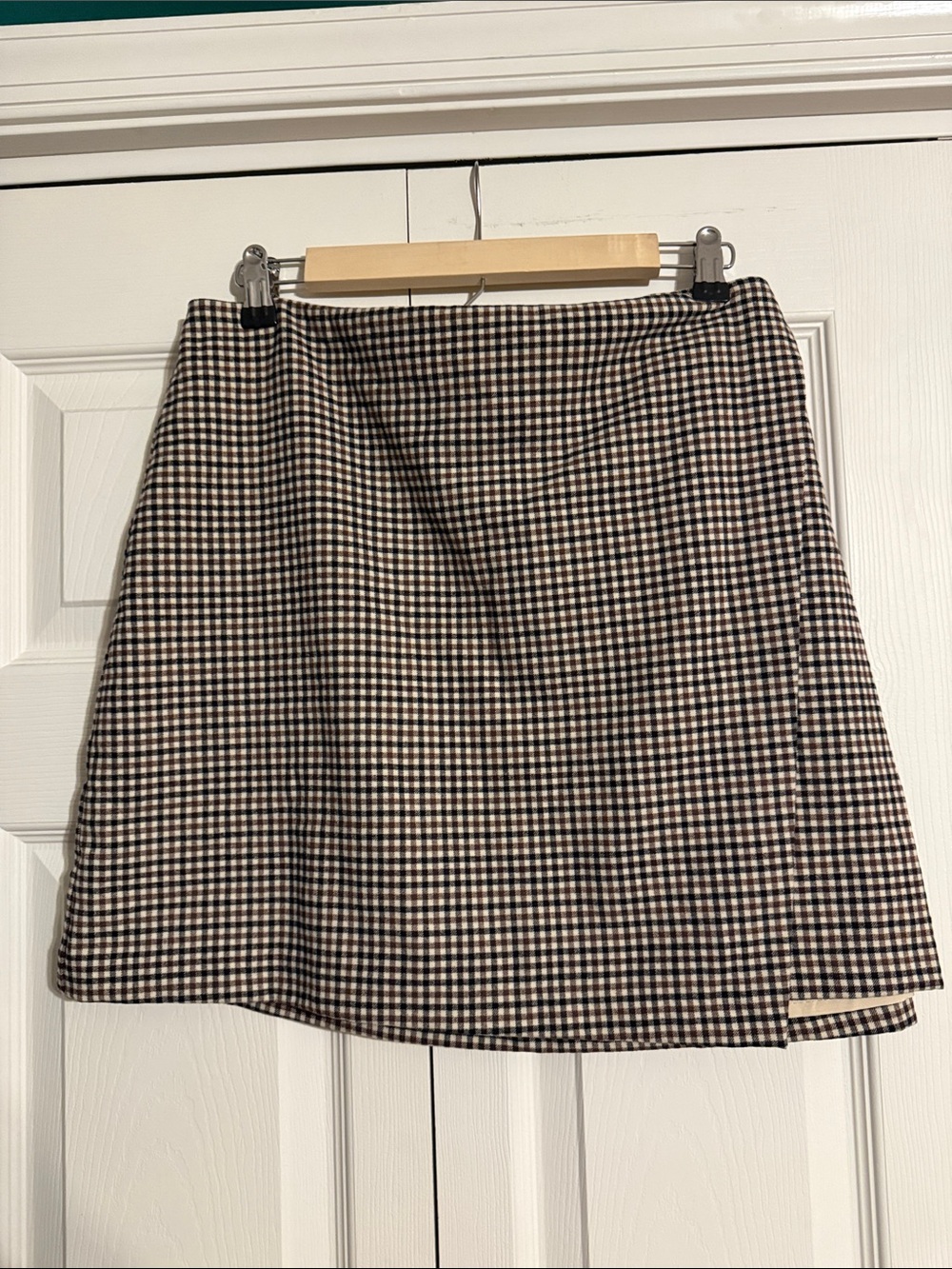Old Navy Brown and Cream Mini Skirt - Gingham Check